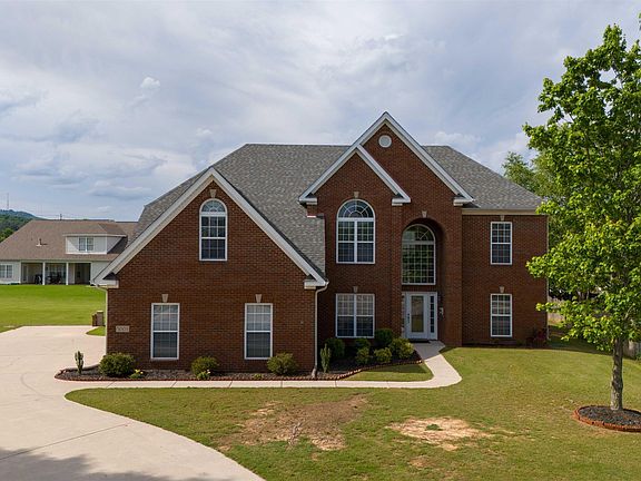 3rd image of 5003 Creekbriar Cir SE