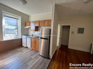 126 Warren St APT 24, Boston, MA 02135