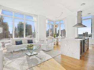 247 W 46th St APT 2103, New York, NY 10036