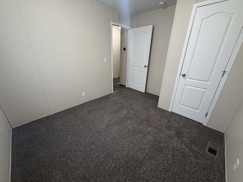 38052 Johannes Dr, photo 23