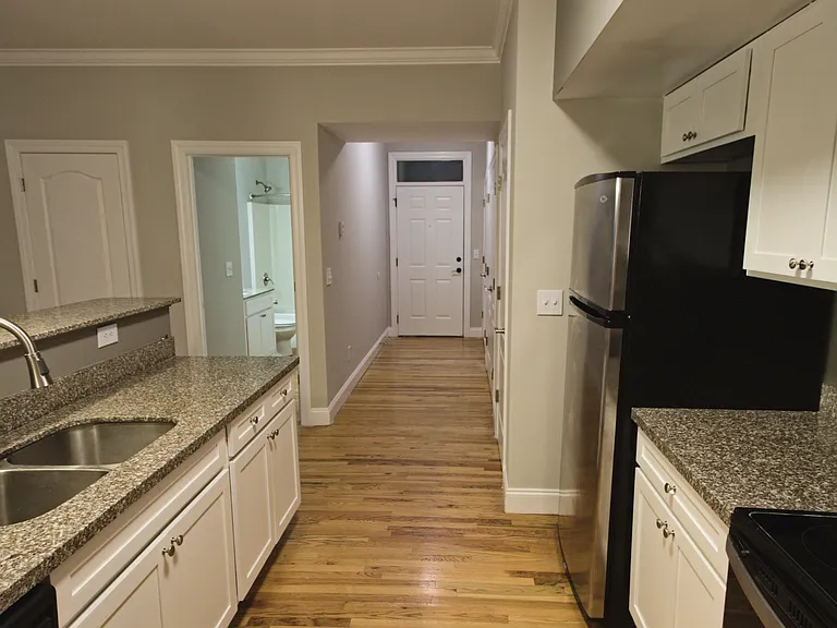 Hayden Place Apartments — Photo 42