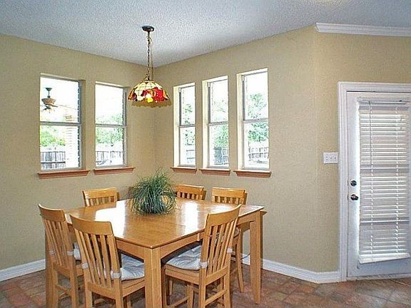 5th image of 1602 Brentwood Trl