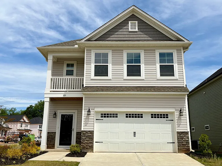 101 Brown Cir — Photo 1