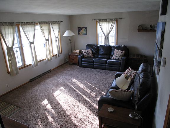 4th image of 825 Scenic Cir