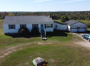 37 Sunset Hill Rd, Palmyra, ME 04965