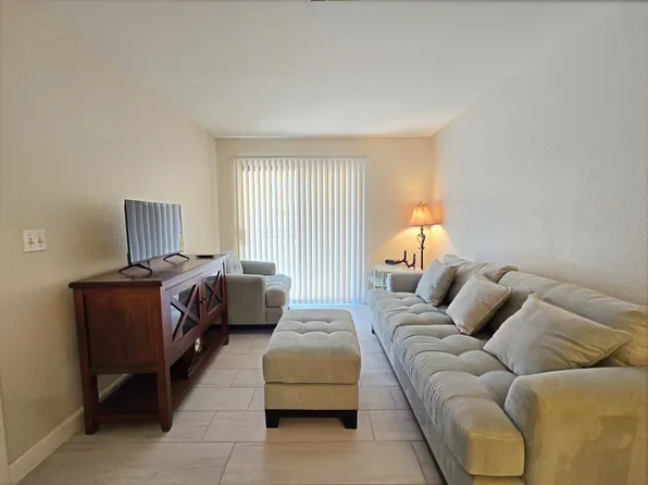 5171 Lindell Rd Unit 107, Las Vegas, NV 89118