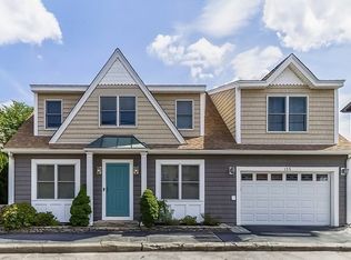 135 Lake Ave, Worcester, MA 01604