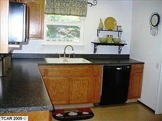4th image of 19270 Susan Way
