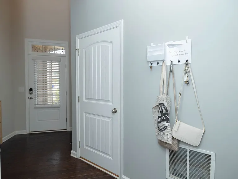 7245 Heritage Oak Ct #TOWN HOUSE — Photo 2