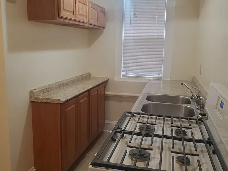 1425 Grand Ave #1429 — Photo 25