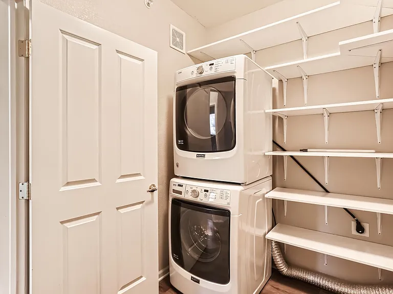 8427 S Hoyt Way #105 — Photo 12
