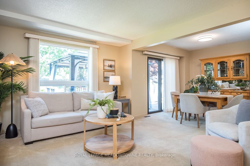 889 Morley Ave, Milton, ON - More