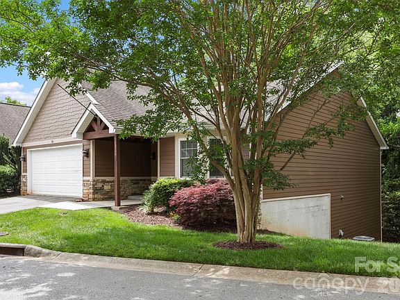 2nd image of 15 Kaylor Dr