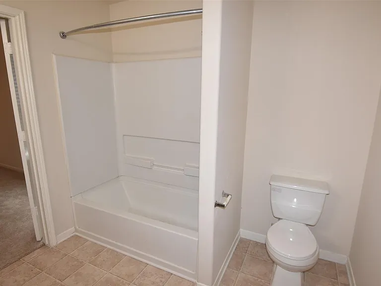 1035 Junction Ct — Photo 37