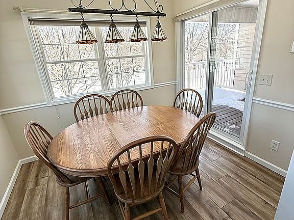 5th image of 35 Snowdance Ln