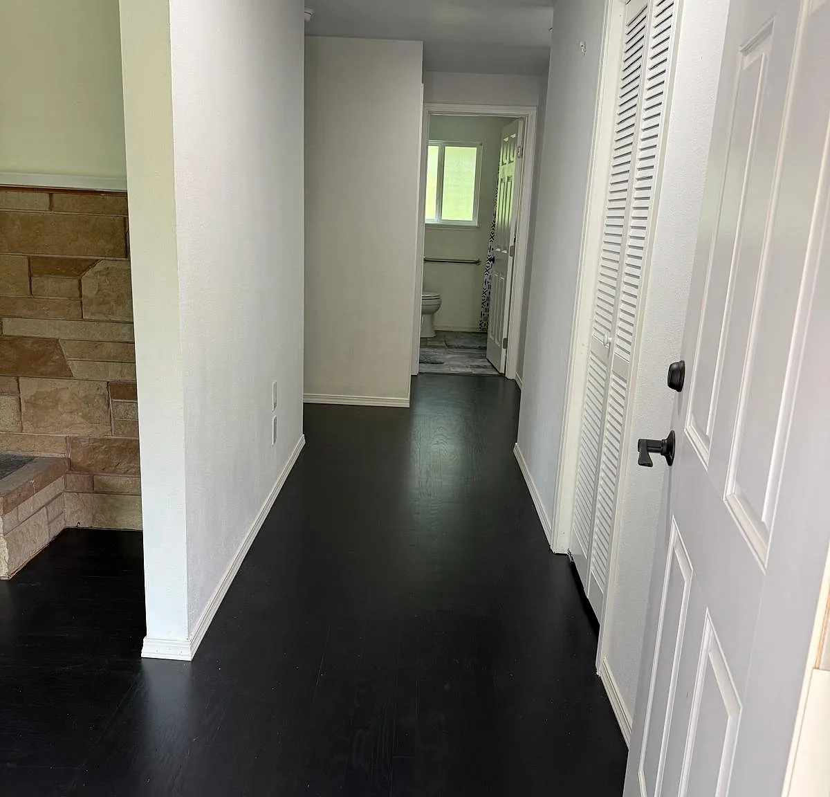 3 bed, 1400 sqft, $3,000 — Photo 3