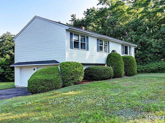 4th image of 54 Skyview Drive