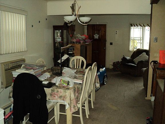 3rd image of 1717 47th St