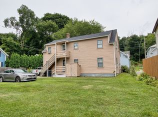 54 Lens St, Southbridge, MA 01550