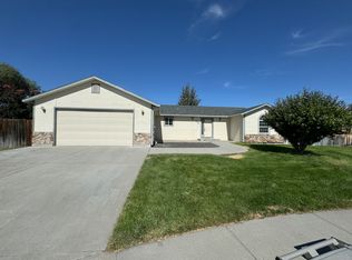216 Rosa Ct, Mountain Home, ID 83647