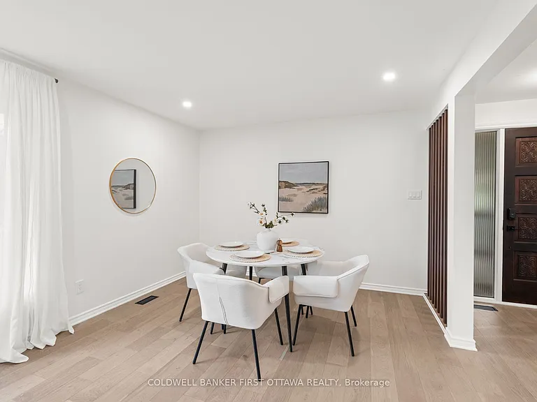 26 Spring Garden Ave — Photo 13