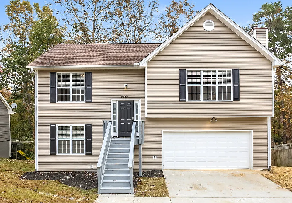 5539 Princeton Oaks Ln