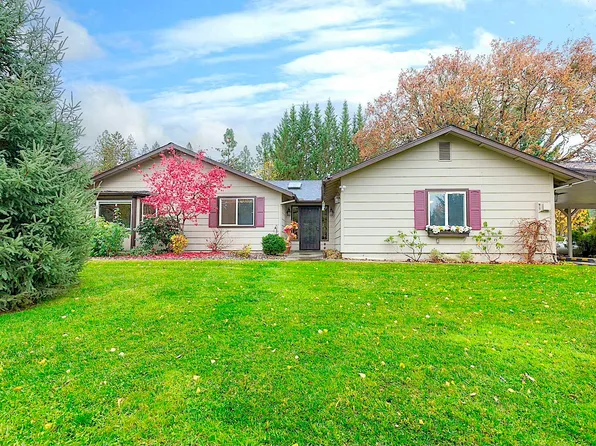345 Ponderosa Ln, Grants Pass, OR 97527