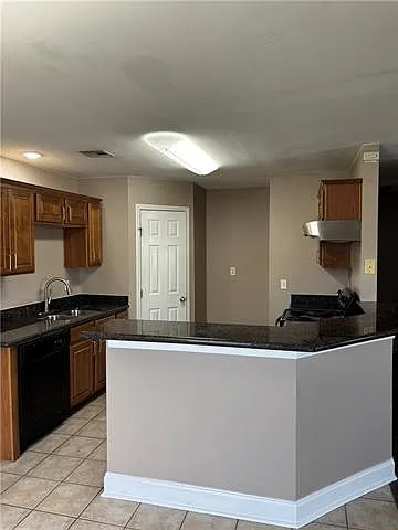 2721 Pakenham Dr — Photo 2