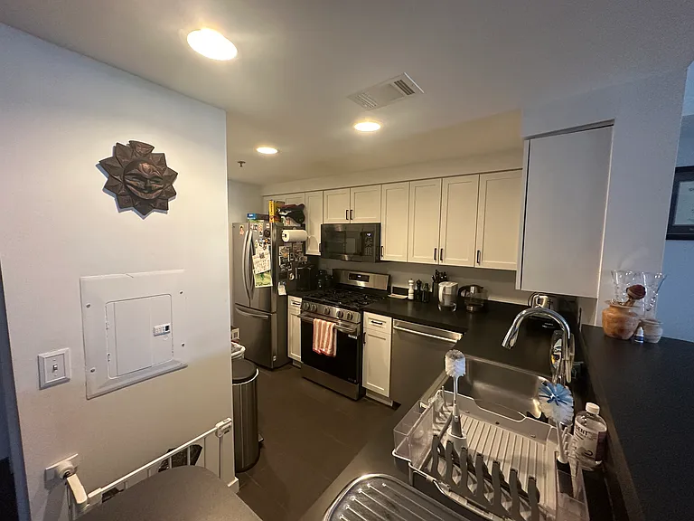3883 Connecticut Ave NW #401 — Photo 4