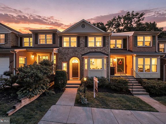 3rd image of 8005 Galla Knoll Cir
