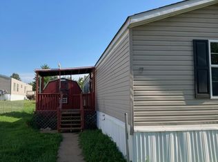 7 Stonegate Ln, O'Fallon, MO 63366