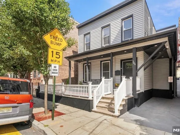 204 39th Street, Union City, NJ 07087