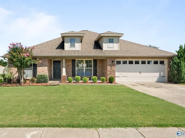 627 Summer Cove Cir NW, Madison, AL 35757