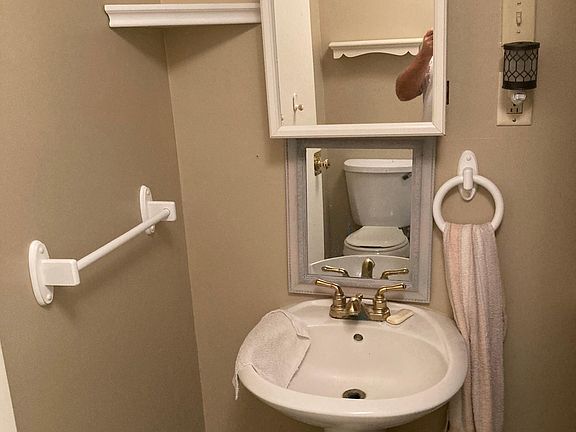 5th image of 109 N Parls St #1