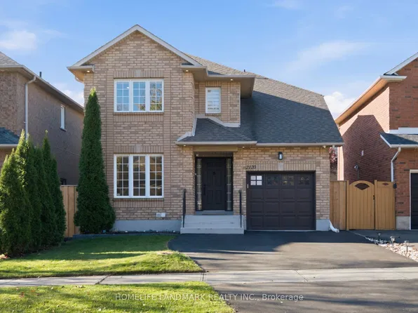 2120 Shorncliffe Blvd, Oakville, ON L6M 3W7