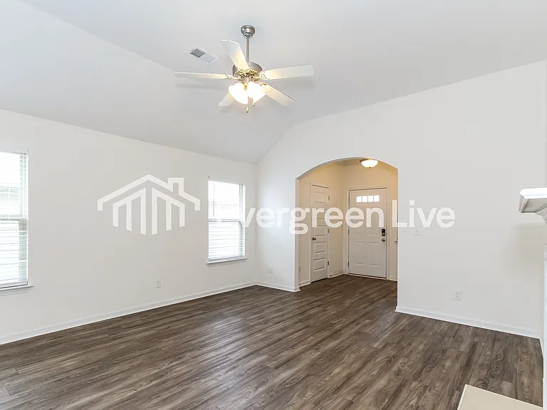 4834 Cove Ln — Photo 3