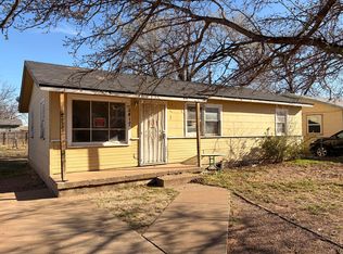 2417 E 29th St, Lubbock, TX 79404