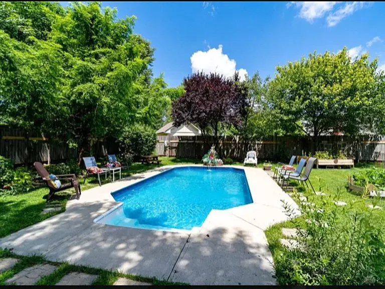 8881 Evan Ct — Photo 11