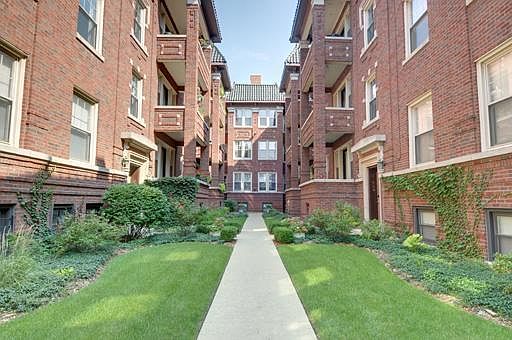 1st image of 964 W Cuyler Ave APT 2N