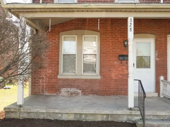 328 E Jackson St, New Holland, PA 17557