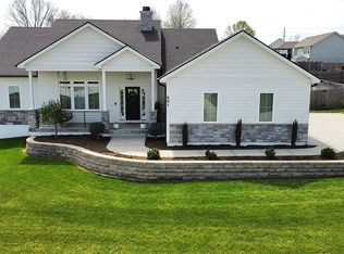 501 NW Bailey Dr, Grain Valley, MO 64029
