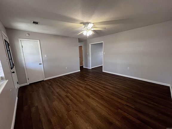 4th image of 712 McCulloch St