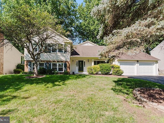2nd image of 5604 Mount Burnside Way