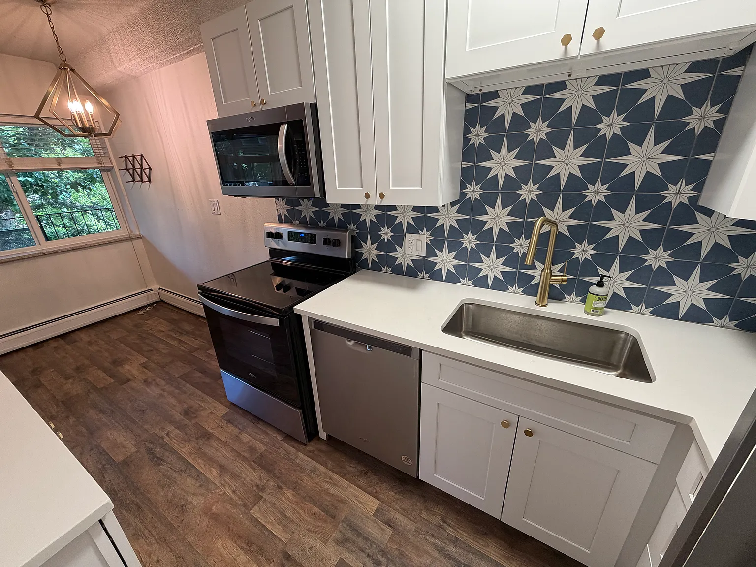 1 bed, 606 sqft, $1,250 — Photo 4