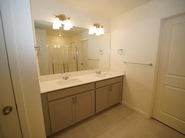 2219 Fiadore Trl — Photo 26