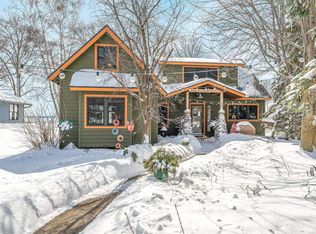 1783 Brighton Beach Rd, Menasha, WI 54952