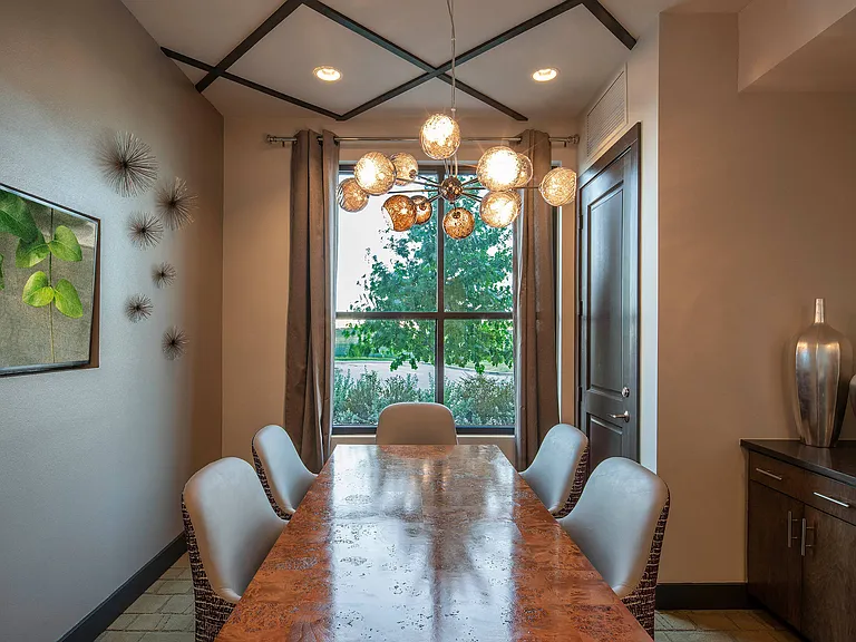 3551 Wilshire Way — Photo 8
