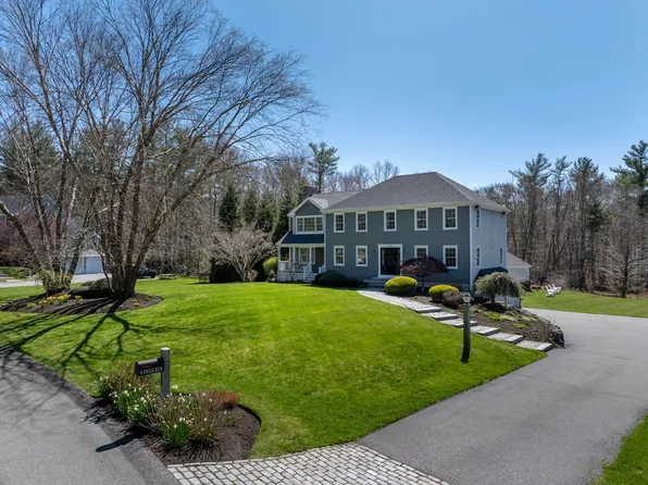 6 Deer Run, Mattapoisett, MA 02739