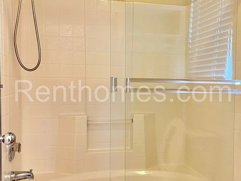 11881A Spruce Run Dr — Photo 23