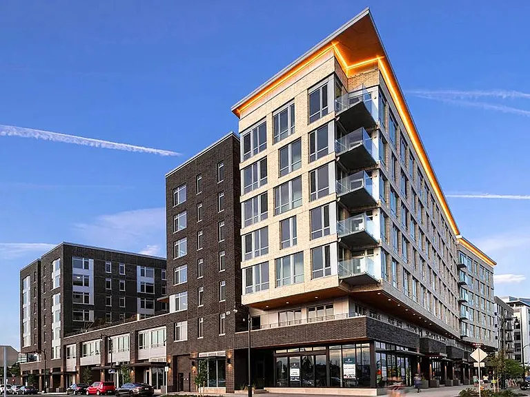RiverWest Apartments — Photo 2
